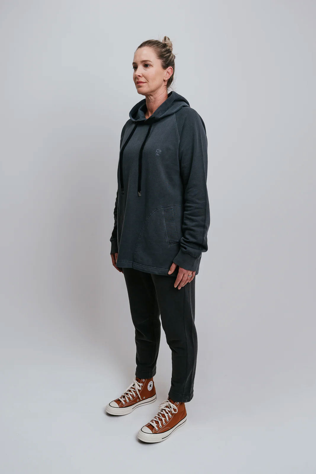 Homer Trackie | Carbon | Womens