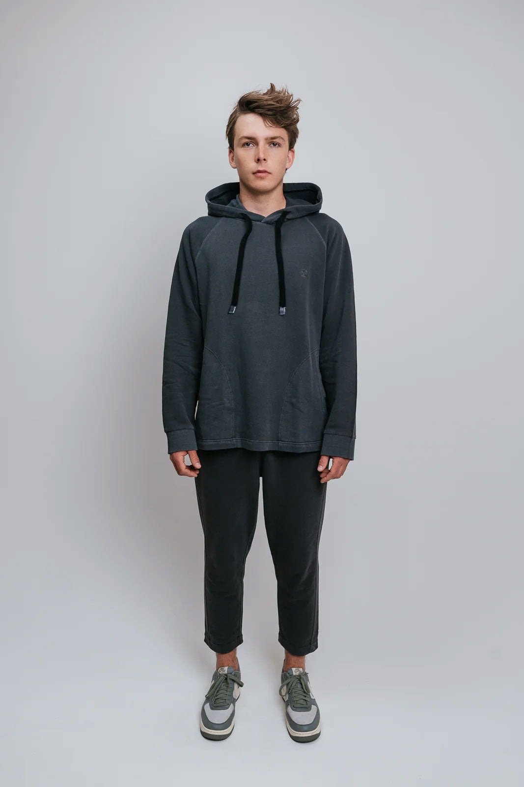 Billy Hoodie | Carbon | Mens